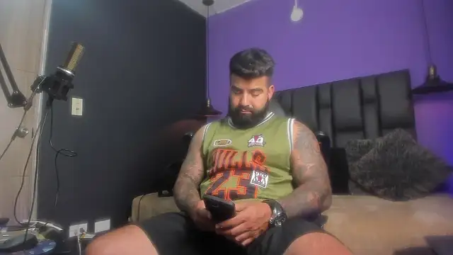 Lyon vach online show from 01-15-26, 07:39