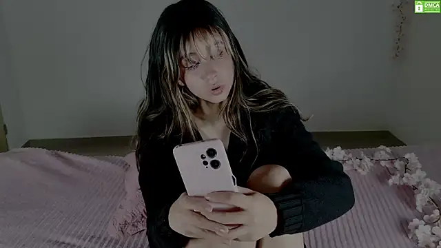 Snapshot of fairybel chatting on 03-13-25, 12:16 fairybel online show from 03-13-25, 12:16