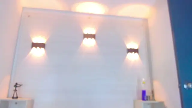 Snapshot of Molly_Spears chatting on 03-19-25, 11:28 Molly Spears online show from 03-19-25, 11:28