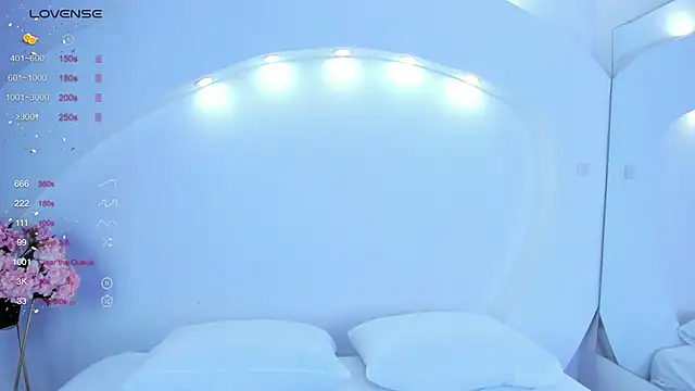 NanaOsaky online show from 01-30-25, 12:27