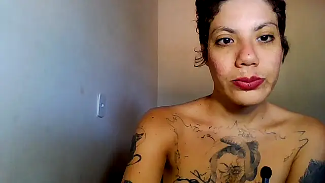 Submersidollx online show from 05-25-26, 12:33