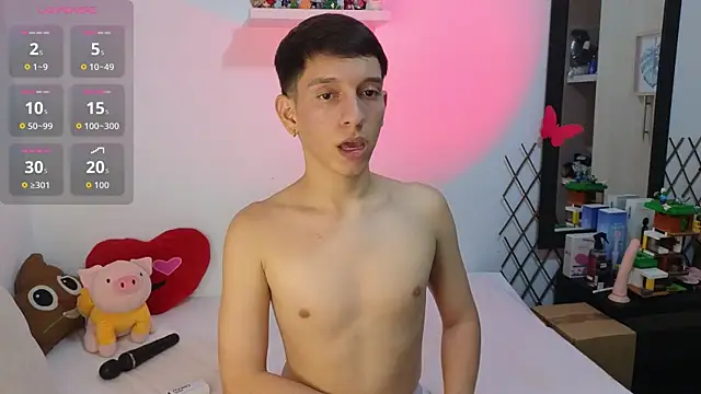 milky  boy  online show from 09-21-25, 04:47