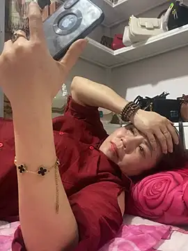 Cesywet online show from 02-14-25, 06:23