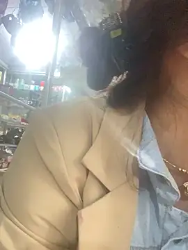 Cesywet online show from 02-23-25, 01:46