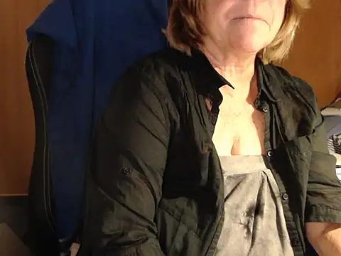  sunshine   online show from 10-31-25, 05:47