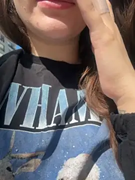 Elinatiranda online show from 03-14-26, 01:05