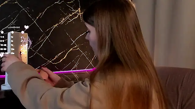 EdithHaskell online show from 02-24-25, 01:31