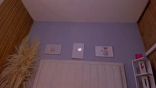 Snapshot of Paula-Brown1 chatting on 10-30-25, 07:47 Paula-Brown1 online show from 10-30-25, 07:47