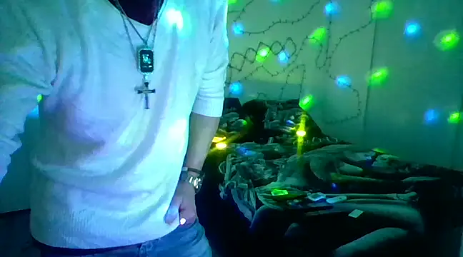 Snapshot of brunoguunot chatting on 01-17-25, 05:51 brunoguunot online show from 01-17-25, 05:51