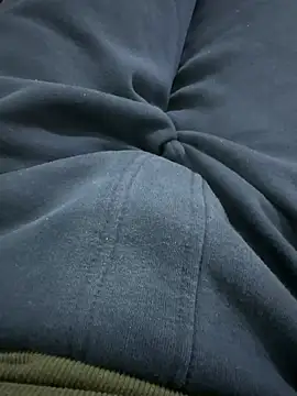 Snapshot of homidor chatting on 02-11-25, 10:18 homidor online show from 02-11-25, 10:18