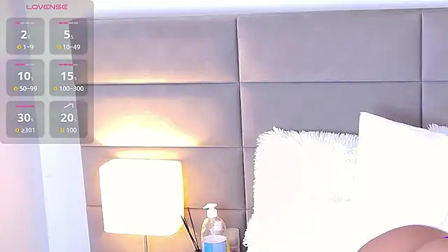 ZendayaClark online show from 09-14-25, 03:16