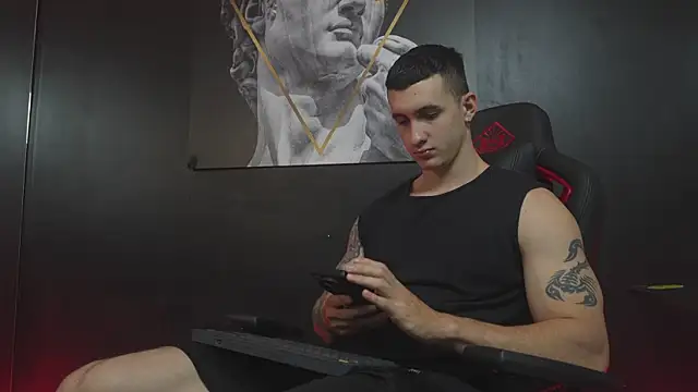 JacksonOlsenn online show from 11-28-25, 08:33