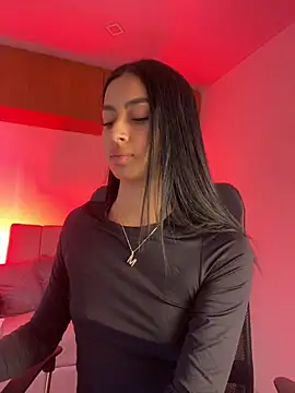 maddy bronw  online show from 02-03-25, 09:39