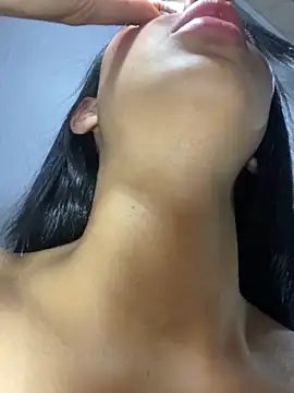 maddy bronw  online show from 02-06-25, 11:58