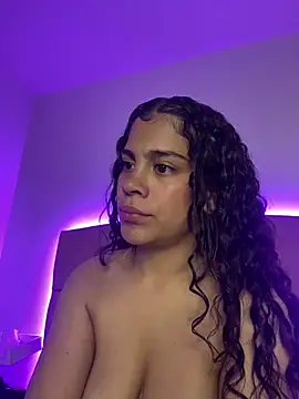 NINA 18 YEARS online show from 03-08-25, 01:50