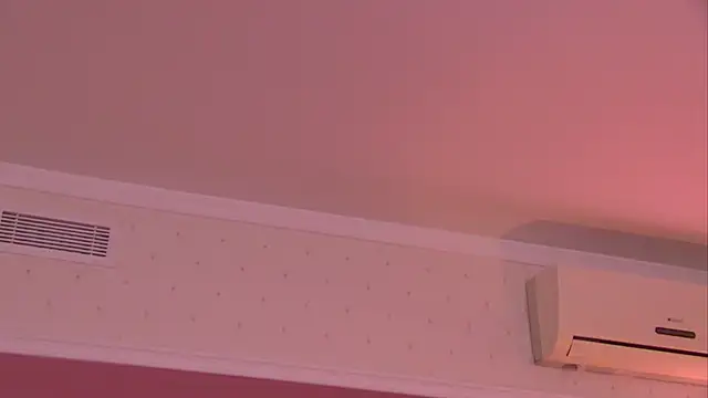 AngeliqueSkye online show from 02-21-25, 09:45