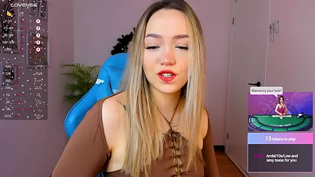 Evia r0se online show from 12-29-24, 02:17