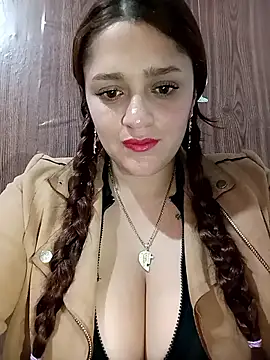 Snapshot of hanna-a chatting on 05-05-26, 02:36 hanna-a online show from 05-05-26, 02:36