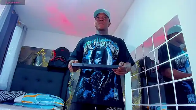 ronnie 7777 online show from 04-14-26, 07:53