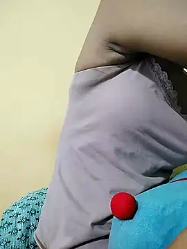 MISSQUEEN48 online show from 09-12-25, 05:07