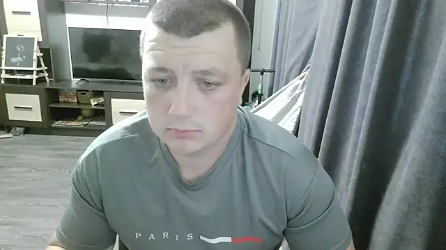 Snapshot of gamblingbum chatting on 06-05-26, 01:06 gamblingbum online show from 06-05-26, 01:06