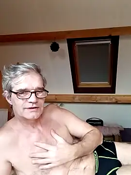 ronny51 online show from 12-19-24, 01:18