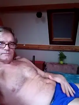 ronny51 online show from 02-05-25, 07:29