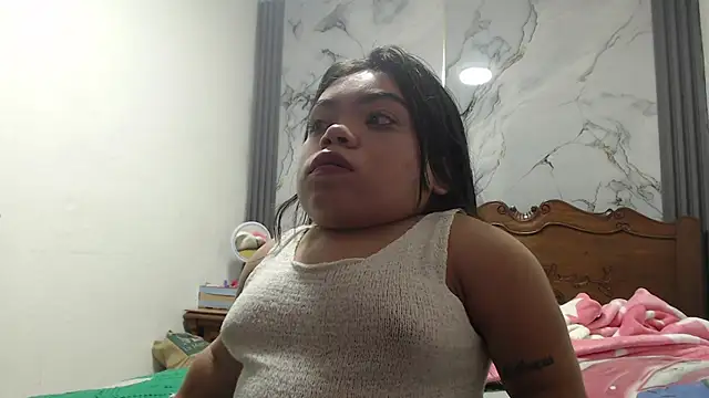 Snapshot of Michelle_Brooks chatting on 01-25-25, 04:13 Michelle Brooks online show from 01-25-25, 04:13