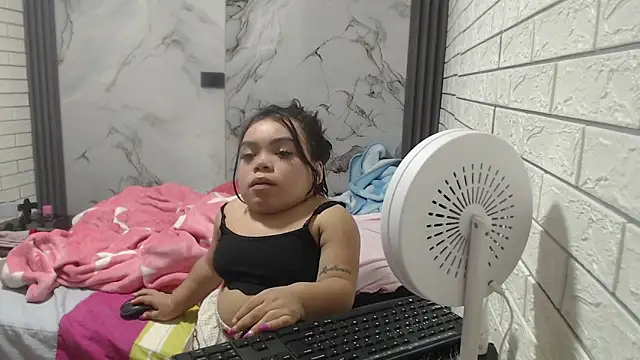 Snapshot of Michelle_Brooks chatting on 03-15-25, 04:24 Michelle Brooks online show from 03-15-25, 04:24