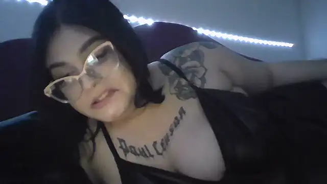 Snapshot of alexaandreea99 chatting on 01-31-26, 10:41 alexaandreea99 online show from 01-31-26, 10:41