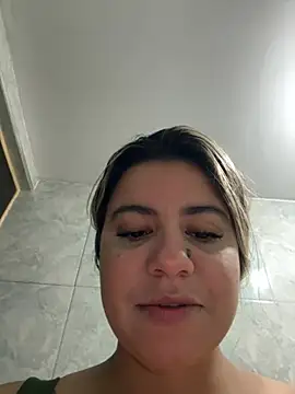 Snapshot of Candy_sr chatting on 03-11-26, 04:57 Candy sr online show from 03-11-26, 04:57