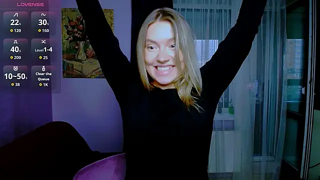 Snapshot of TaylorBre chatting on 10-04-25, 06:11 TaylorBre online show from 10-04-25, 06:11