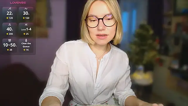 Snapshot of TaylorBre chatting on 01-18-26, 07:34 TaylorBre online show from 01-18-26, 07:34