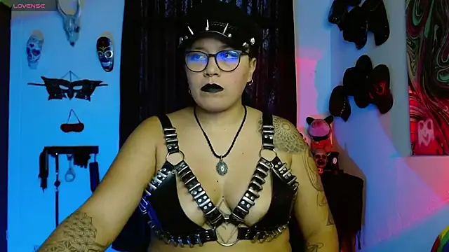 LilithSharon online show from 11-12-25, 04:40