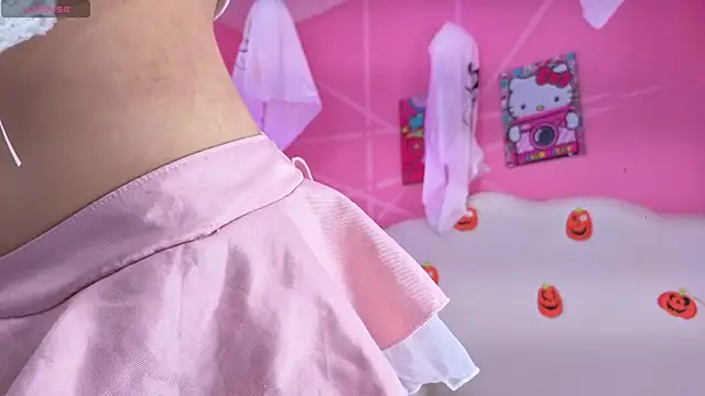 DaripQueen online show from 10-17-25, 03:25