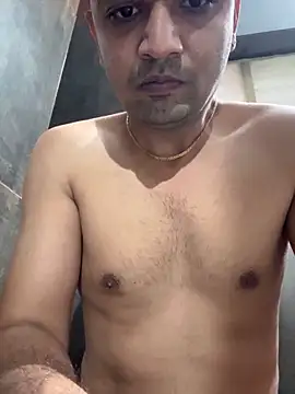 Snapshot of jd82000 chatting on 12-12-24, 01:43 jd82000 online show from 12-12-24, 01:43