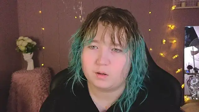 Snapshot of ChimberWol chatting on 02-07-26, 02:04 ChimberWol online show from 02-07-26, 02:04