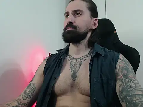 MateoHunk online show from 11-30-25, 03:16