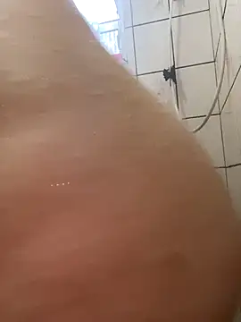 DoceRuiva online show from 09-29-25, 03:06