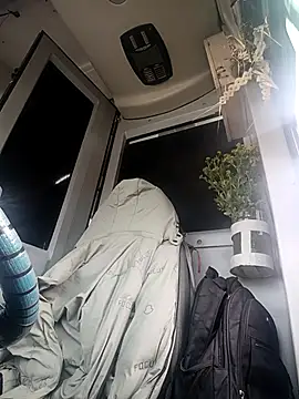 alexchir4 online show from 10-30-25, 08:31