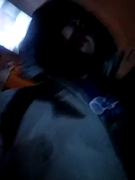 Snapshot of alexchir4 chatting on 12-22-25, 08:33 alexchir4 online show from 12-22-25, 08:33