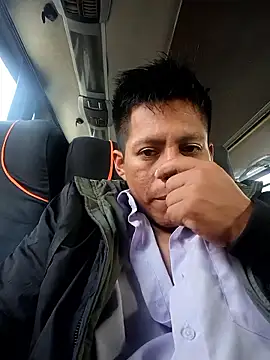 Snapshot of alexchir4 chatting on 01-11-26, 12:21 alexchir4 online show from 01-11-26, 12:21