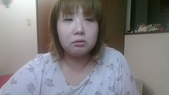 Snapshot of SAKU-RA-chan chatting on 10-01-25, 02:34 SAKU-RA-chan online show from 10-01-25, 02:34