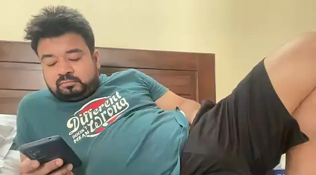 Snapshot of coolboy6566 chatting on 03-21-25, 07:11 coolboy6566 online show from 03-21-25, 07:11