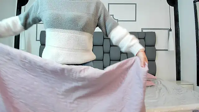 Snapshot of Jade_squirtt chatting on 12-07-24, 10:56 Jade squirtt online show from 12-07-24, 10:56