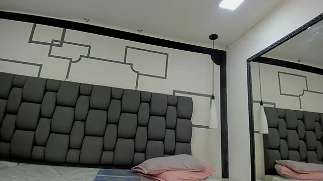 Snapshot of Jade_squirtt chatting on 12-16-24, 11:12 Jade squirtt online show from 12-16-24, 11:12