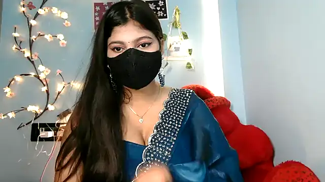 Reena Singh53 online show from 11-15-25, 01:18