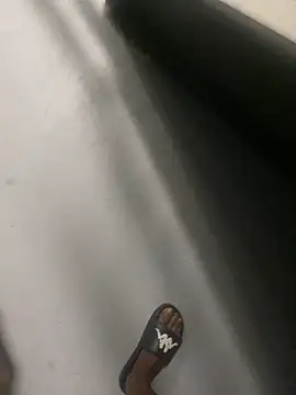 Snapshot of zeekBbc chatting on 10-29-25, 08:49 zeekBbc online show from 10-29-25, 08:49