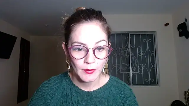 Snapshot of Hanny_24 chatting on 12-19-24, 09:29 Hanny 24 online show from 12-19-24, 09:29