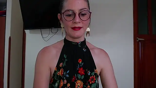 Snapshot of Hanny_24 chatting on 12-19-24, 08:55 Hanny 24 online show from 12-19-24, 08:55